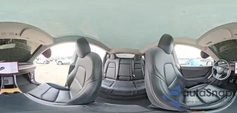 2021 Tesla Model Y z USA, uszkodzony, nr VIN 5YJYGDEE6MF060415